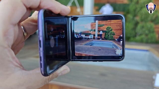 Unveiling the NEW Moto Razr & Motorola Razr 40: What's Inside?