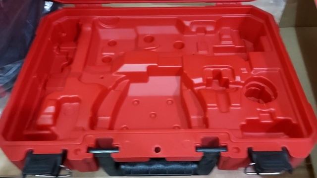 thanh lý thùng 12v Milwaukee VÍT BULONG RÚT RIVE BÊ TÔNG 0888940578