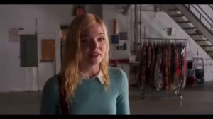 Дождливый день в Нью-Йорке. (2019)
