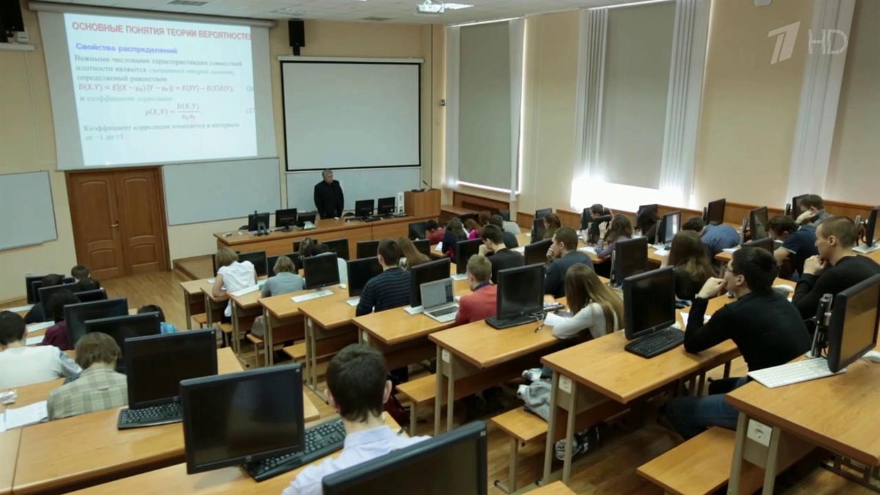 Новый учебный год: в каких реалиях студентам предстоит получать высшее образование?