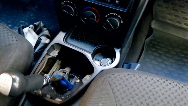 ЗАМЕНА ЧЕХЛА КПП ПРИОРА 2 смотреть онлайн