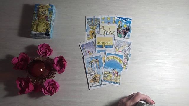 Точка или пауза? Будет ли продолжение отношений? Таро Онлай Расклад Dream House Tarot