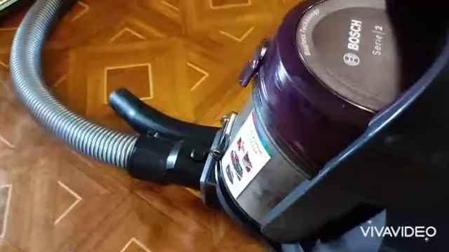 Отзыв о пылесосе без мешка BOSCH BGC05AAA1. смотреть онлайн