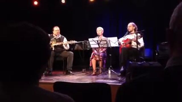 Ойфн Вег ""Нездешняя пластинка" - Дорогие москвичи смотреть онлайн