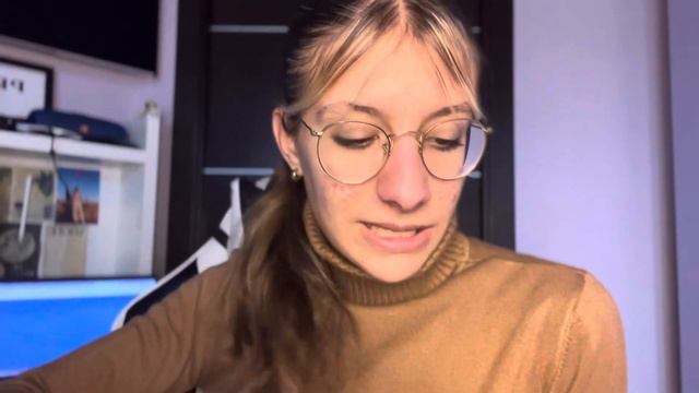 REAGISCO AI MIEI VECCHI DISEGNI! смотреть онлайн