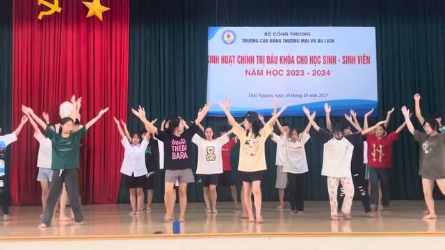 Chuẩn bị biểu diễn múa || Preparing A Dance Performance || смотреть онлайн