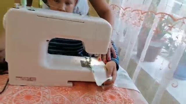 С ребятами осваиваем навыки шитья? смотреть онлайн