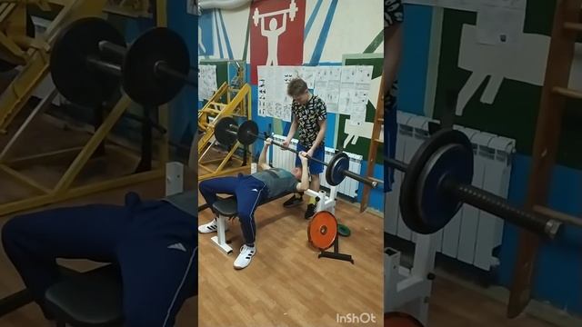 жим лёжа , 50 кг , на раз , строго не судите смотреть онлайн