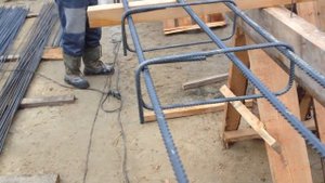 Армобетонный пояс по Керамзитоблоку под плиты.Гнем хомуты.Вяжем каркасы.Не Варим!!!Арматурогиб.