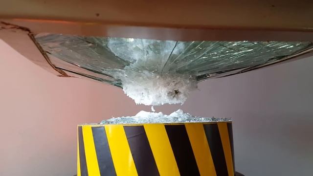 HIDRAULIC PRESS vs BULLET-PROOF GLASS what's stronger, challenge смотреть онлайн