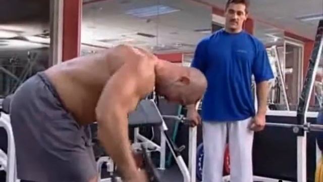 Разведение рук с гантелями в наклоне стоя - BigMuscle.ru смотреть онлайн