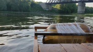 Своими руками - Сделал плот из досок и Пивных баллонов! как сделать плот