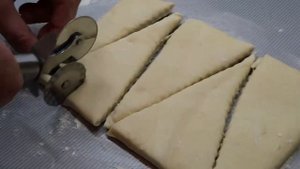Очень вкусные круассаны из готового слоеного теста. Как быстро приготовить круассаны