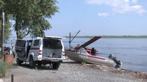 Недалеко от Луговского перевернулась лодка с 4 пассажирами