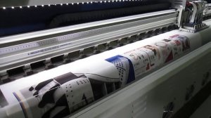 Интерьерная печать на рулонном экосольвентном принтере Phaeton Galaxy с ПГ Toshiba CE4