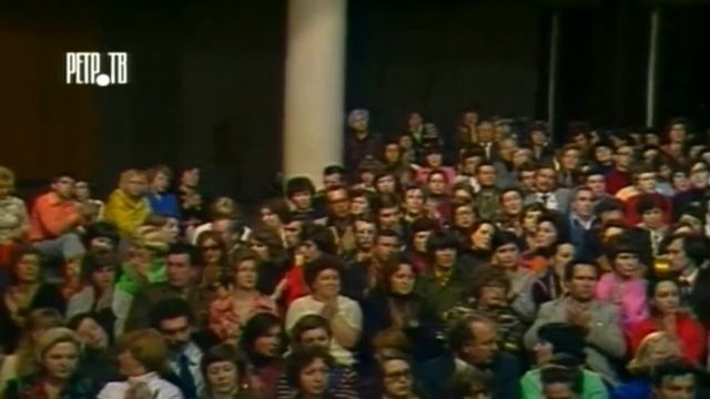 Евгений Евтушенко Идут белые снеги Поёт Гелена Великанова смотреть онлайн