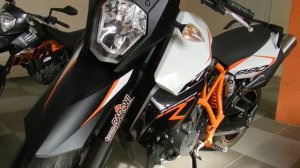 KTM 990SMT 990SMR 690SM 200DUKE обзор и много интересного