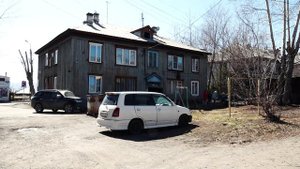 ПОСТОЯННО ПОДЖИГАЮТ АВАРИЙНЫЙ ДОМ