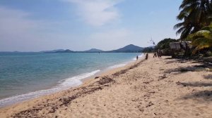 Пляж Маенам в декабре о. Самуи Тайланд