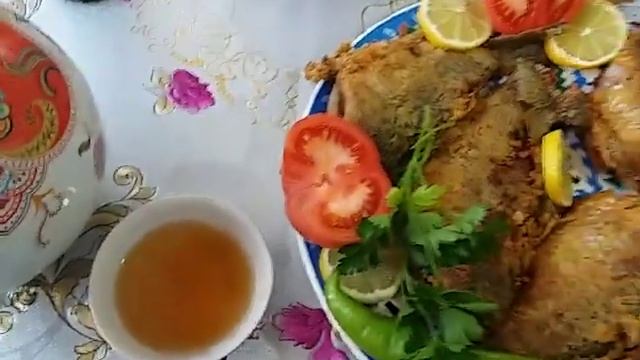 Жареный сазан с кукурузной мукой и с овощами!Четверг рыбный день!Соблюдаем правила СССР ! смотреть онлайн