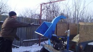 Дробилка веток , измельчитель веток , щепорез