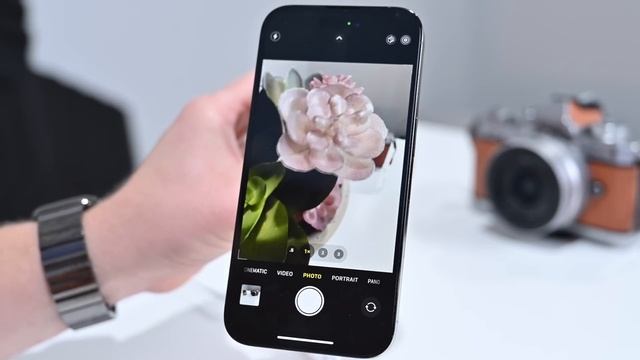 How to Master the Camera App on iPhone 14 Pro & iPhone 14 Pro Max! смотреть онлайн