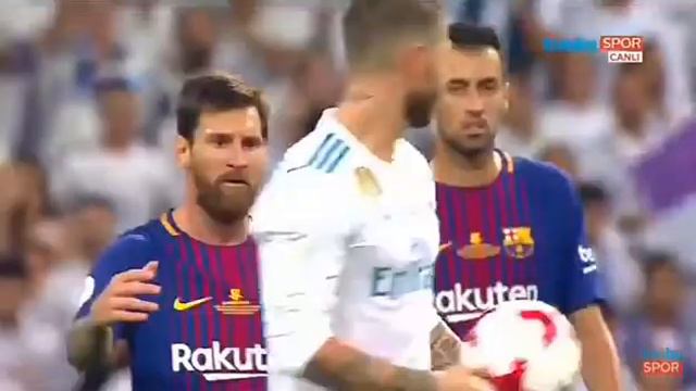Поведение Серхио Рамоса на матче Реал Мадрид-Барселона 2:0 Суперкубок/Messi vs Ramos смотреть онлайн
