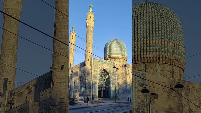 Соборная мечеть в Санкт-Петербурге...