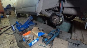 Глобальный ремонт — LADA (ВАЗ) Priora Седан, 1.6 л. - Ремонт задней подвески День 2... ? 18+