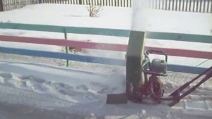 Самодельный снегоуборщик.AVI