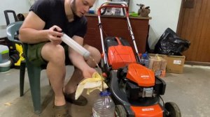 ЗАМЕНА МАСЛА В ГАЗОНОКОСИЛКЕ | ПОДРОБНАЯ ИНСТРУКЦИЯ