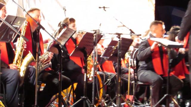 2023-05-09 песня Синий платочек. Праздничный концерт ко Дню Победы Красный Яр 3 смотреть онлайн