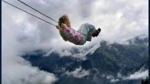 крылатые качели