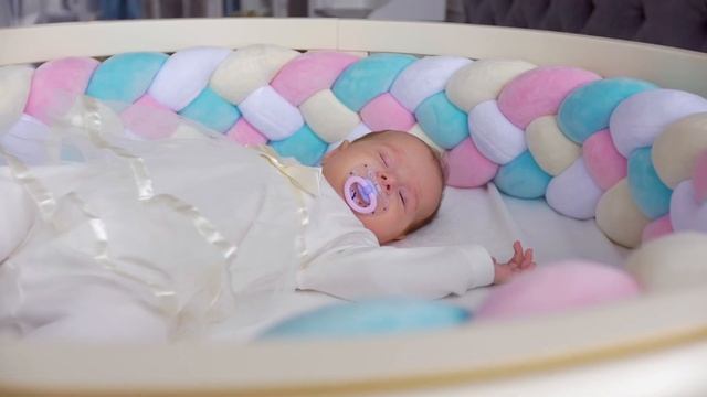 Бортик косичка для круглой кроватки трансформера смотреть онлайн