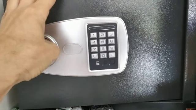 Как запрограммировать Сейф в гостинице