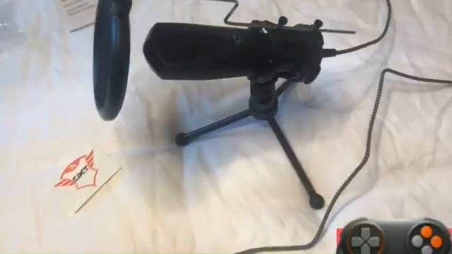 Unboxing and set up TRUST GXT 232 MANTIS USB MICROPHONE- PS4 Set up смотреть онлайн