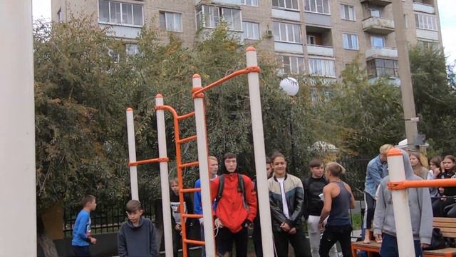 Александр Иванников