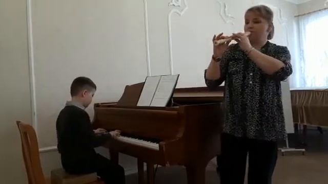 И. Шильцева "Кот танцует фокстрот". Исполняют Говорухина Лариса Евгеньевна и Караулов Егор. смотреть онлайн