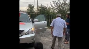Подарил машину отцу! Эмоция отца
