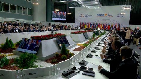 Со скандала начинается Совет министров иностранных дел ОБСЕ