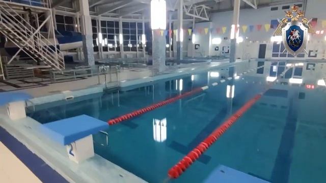Ребенок утонул во время занятий в бассейне