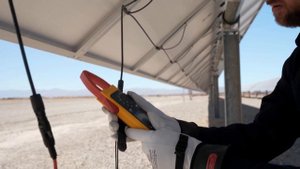 Токоизмерительные клещи Fluke 393 FC 1500 В | Что они делают и как это работает