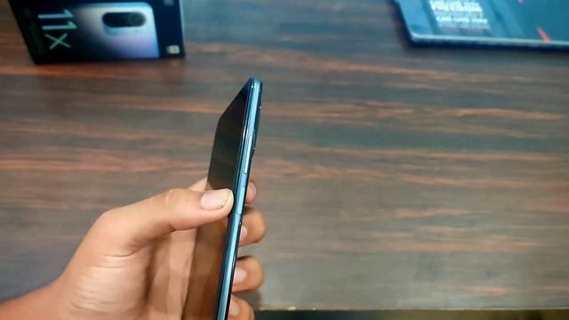 MI 11X 5G UNBOXING AND FIRST LOOK FULL SPECIFICATIONS IN HINDI смотреть онлайн