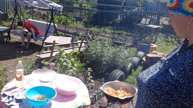 Приображение участка.Готовлю плов