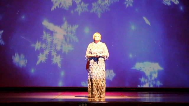 Автор песни и исполнитель Людмила Споткай. Снег стучится смотреть онлайн