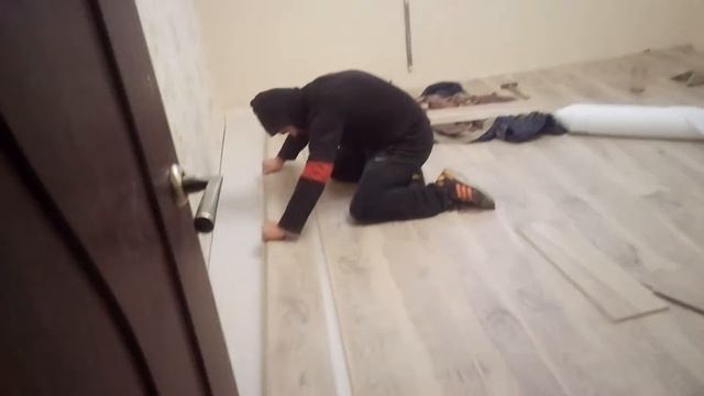 Новая кладка ламината (ПА РАСЕЙСКИ) смотреть онлайн