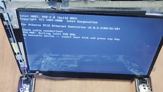 Быстрый ремонт нетбука Acer, замена экрана.