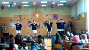 Танец под песню "Не похожи".