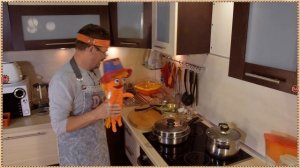 Суп-пюре из Тыквы на говяжьей косточке. С жареной картошкой.