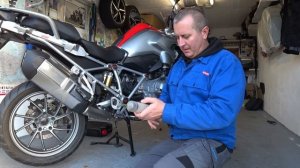 Замена охлаждающей жидкости антифриз на BMW R1200GS 2013 года